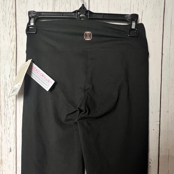 Balance Collection Black Cropped Athletic Workout Yoga Capri  Legging Sz XS NWT - Picture 12 of 13